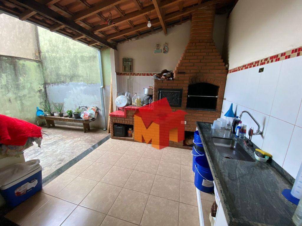 Casa à venda com 3 quartos, 140m² - Foto 16