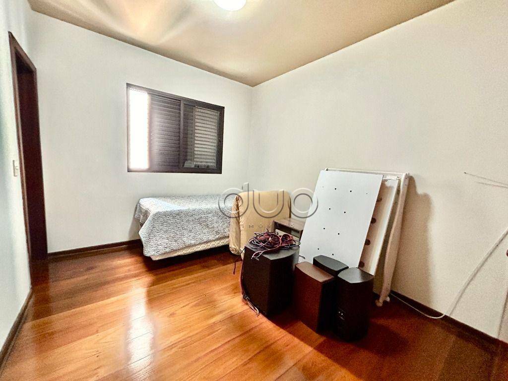 Apartamento à venda com 3 quartos, 189m² - Foto 11