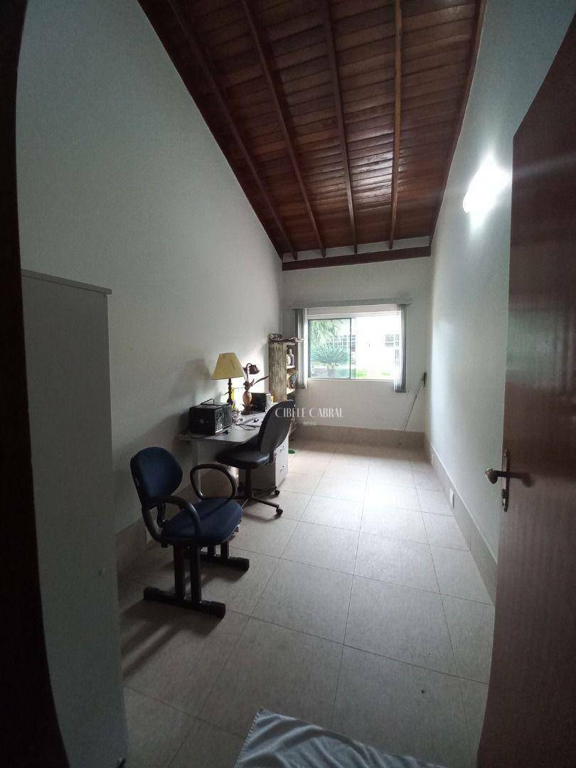 Casa de Condomínio à venda com 3 quartos, 300m² - Foto 66