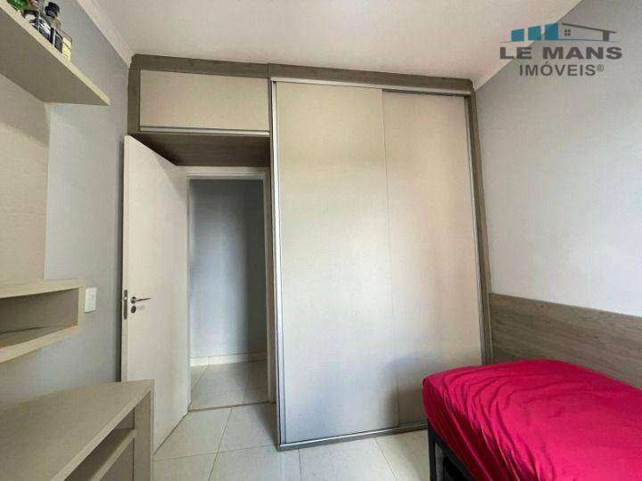 Apartamento à venda com 3 quartos, 79m² - Foto 9