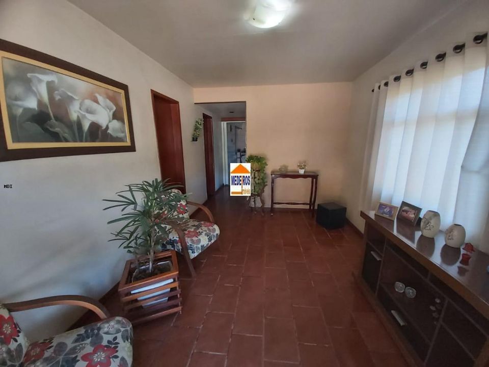 Casa à venda com 7 quartos, 700m² - Foto 10