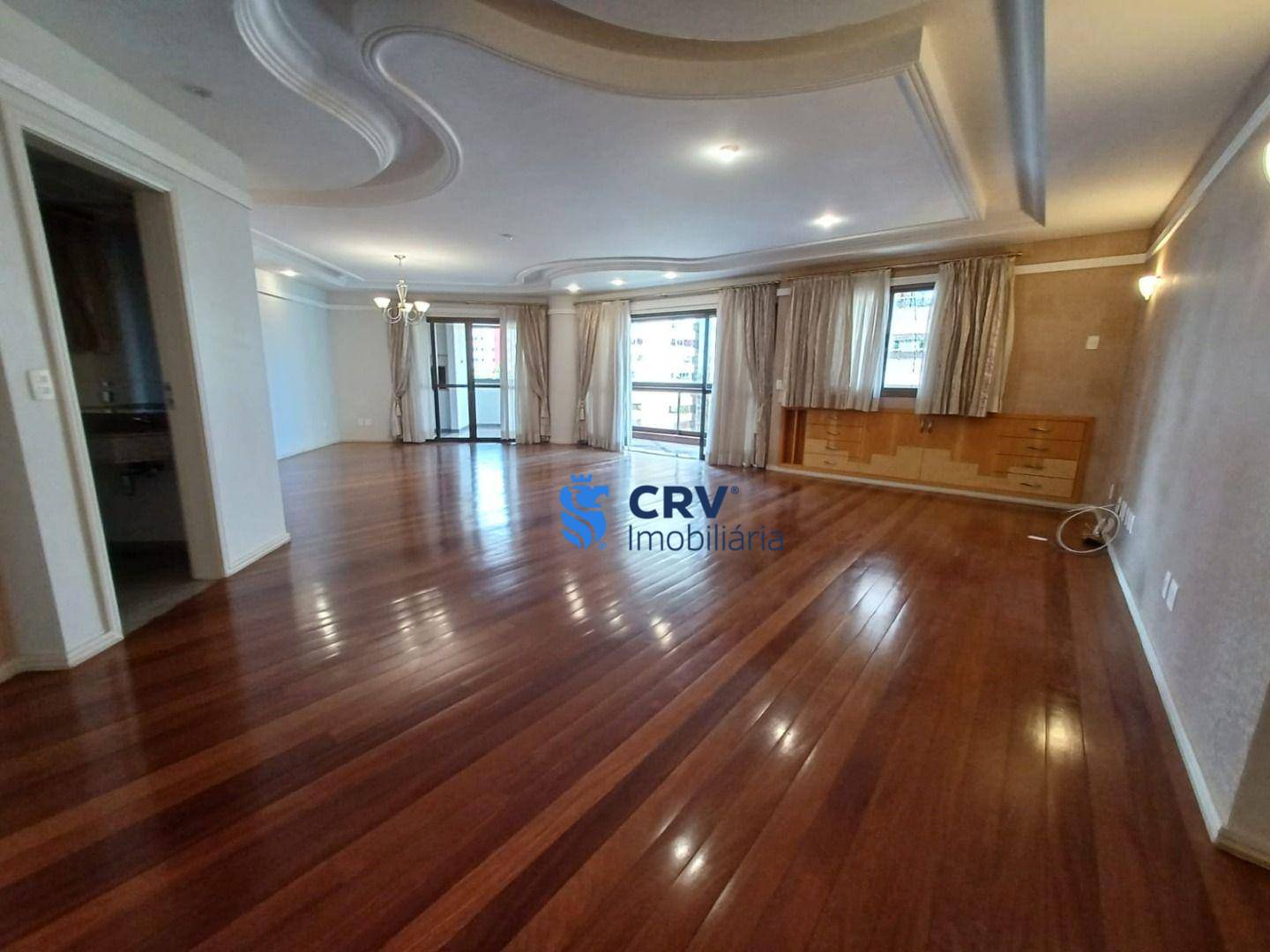 Apartamento, 3 quartos, 253 m² - Foto 2