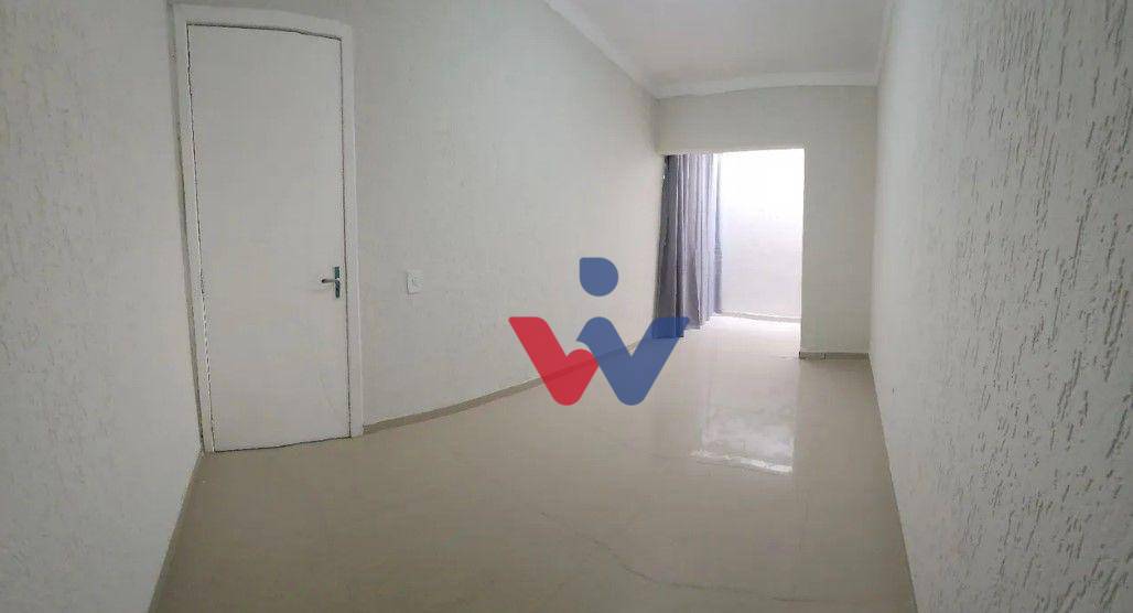 Casa à venda com 3 quartos, 70m² - Foto 5