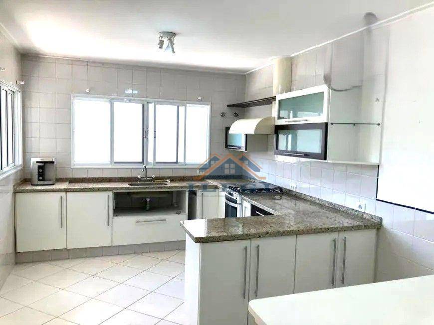 Casa de Condomínio à venda com 4 quartos, 424m² - Foto 8