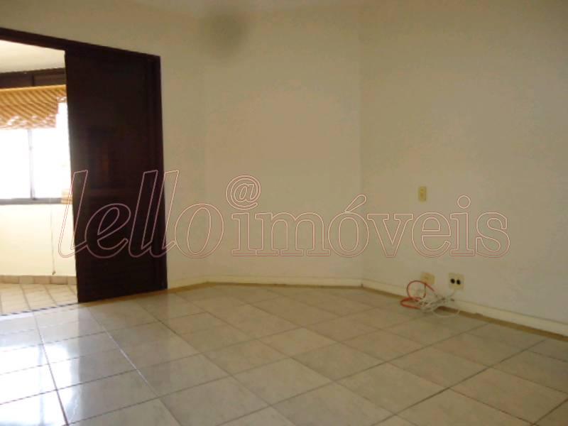 Apartamento para alugar com 3 quartos, 200m² - Foto 7