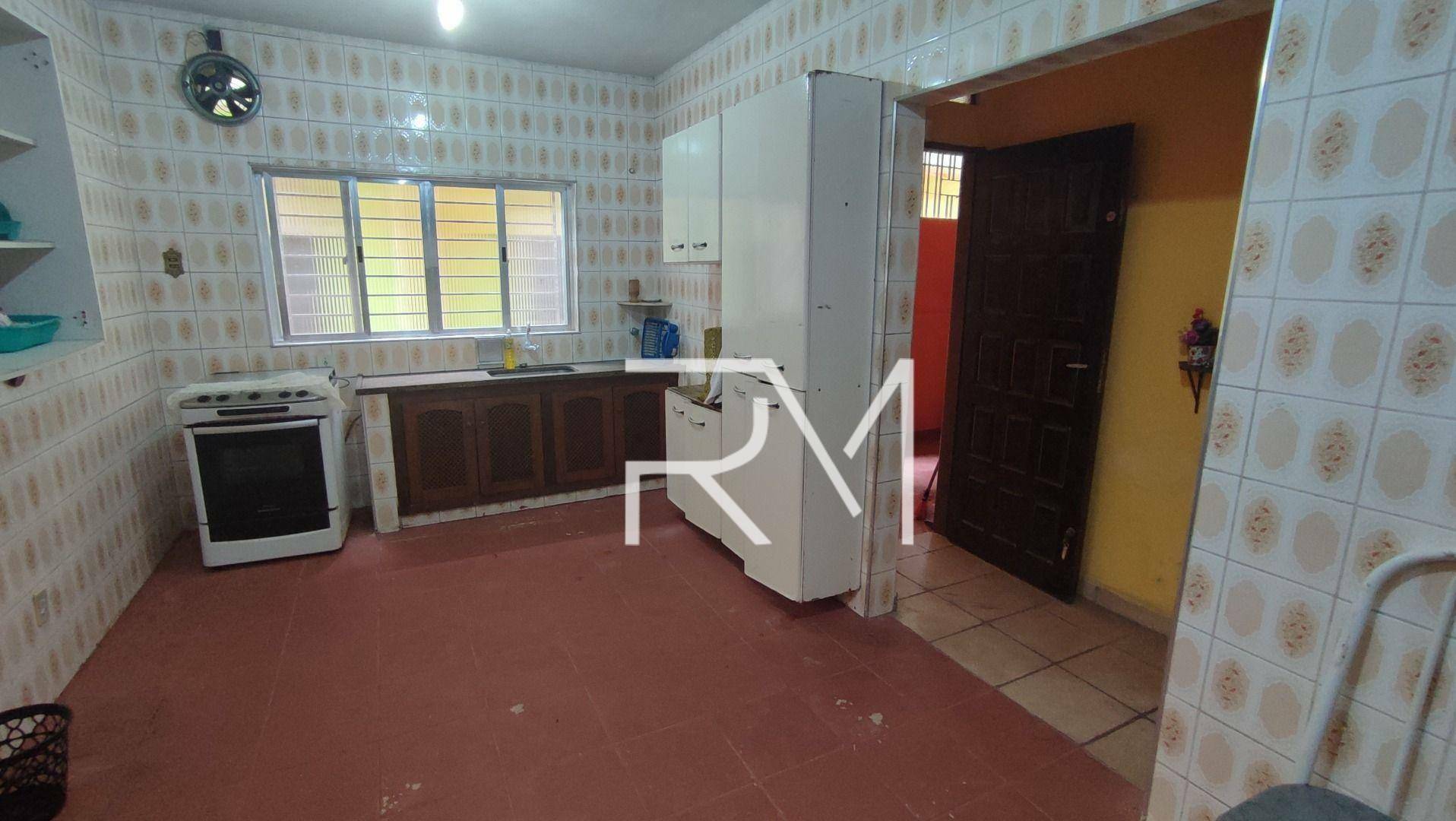 Casa à venda com 4 quartos, 148m² - Foto 14