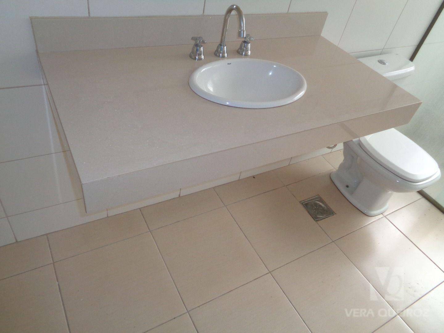 Apartamento para alugar com 3 quartos, 80m² - Foto 12