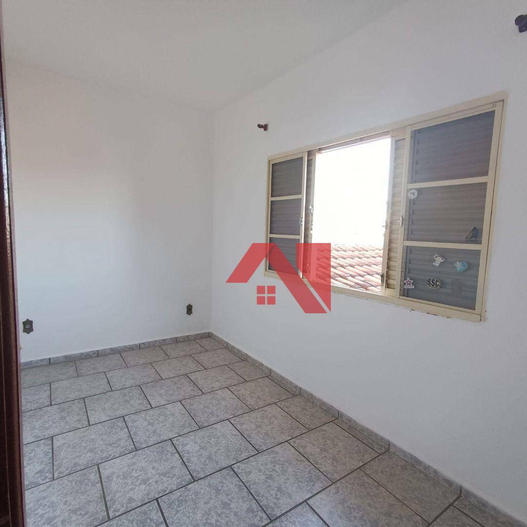 Casa à venda com 4 quartos, 180m² - Foto 8