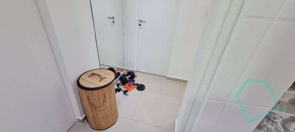 Apartamento à venda com 3 quartos, 78m² - Foto 18
