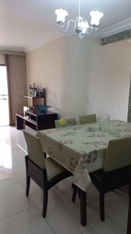 Apartamento à venda com 3 quartos, 84m² - Foto 3