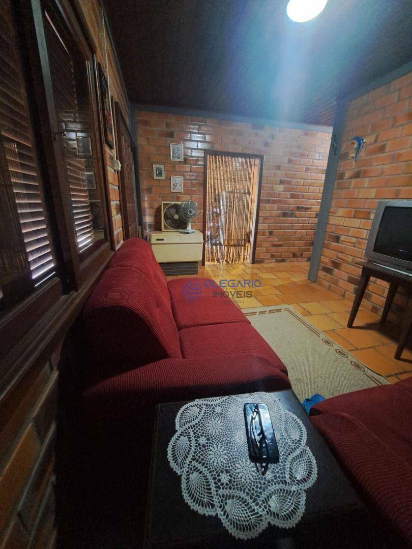 Casa à venda com 3 quartos, 120m² - Foto 18