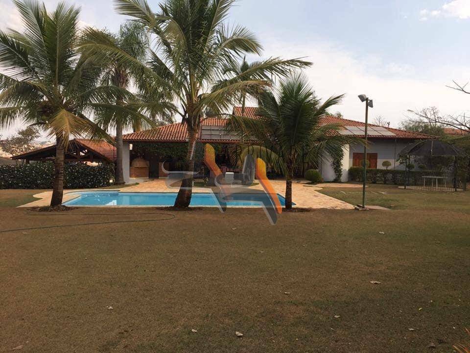 Casa de Condomínio à venda com 7 quartos, 450m² - Foto 2