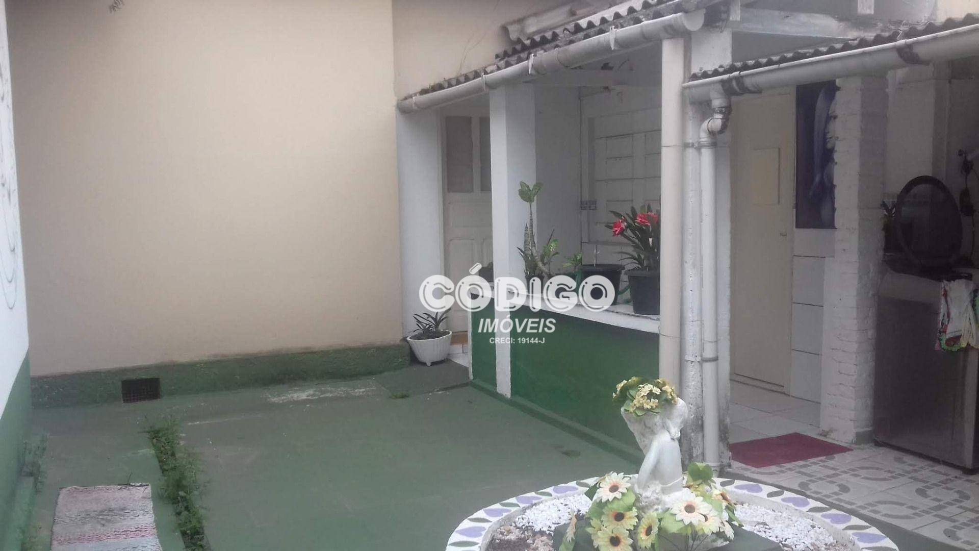 Casa à venda e aluguel com 3 quartos, 130m² - Foto 6