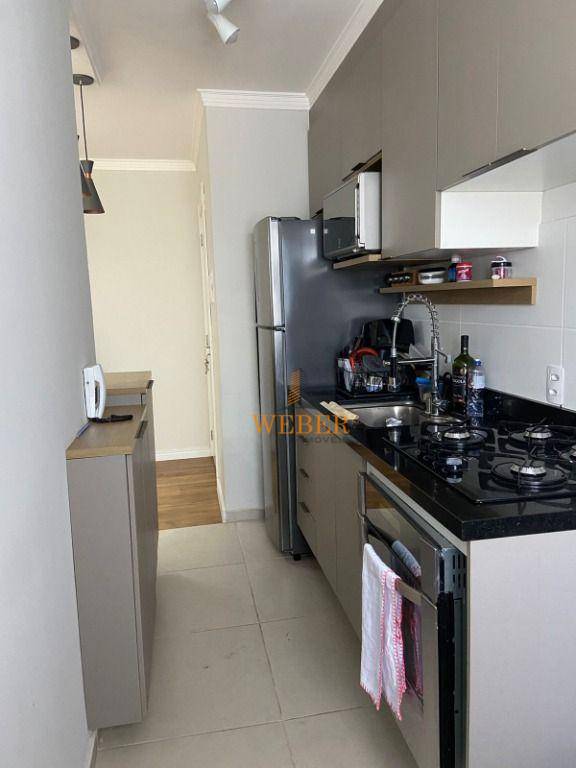 Apartamento à venda com 2 quartos, 42m² - Foto 2