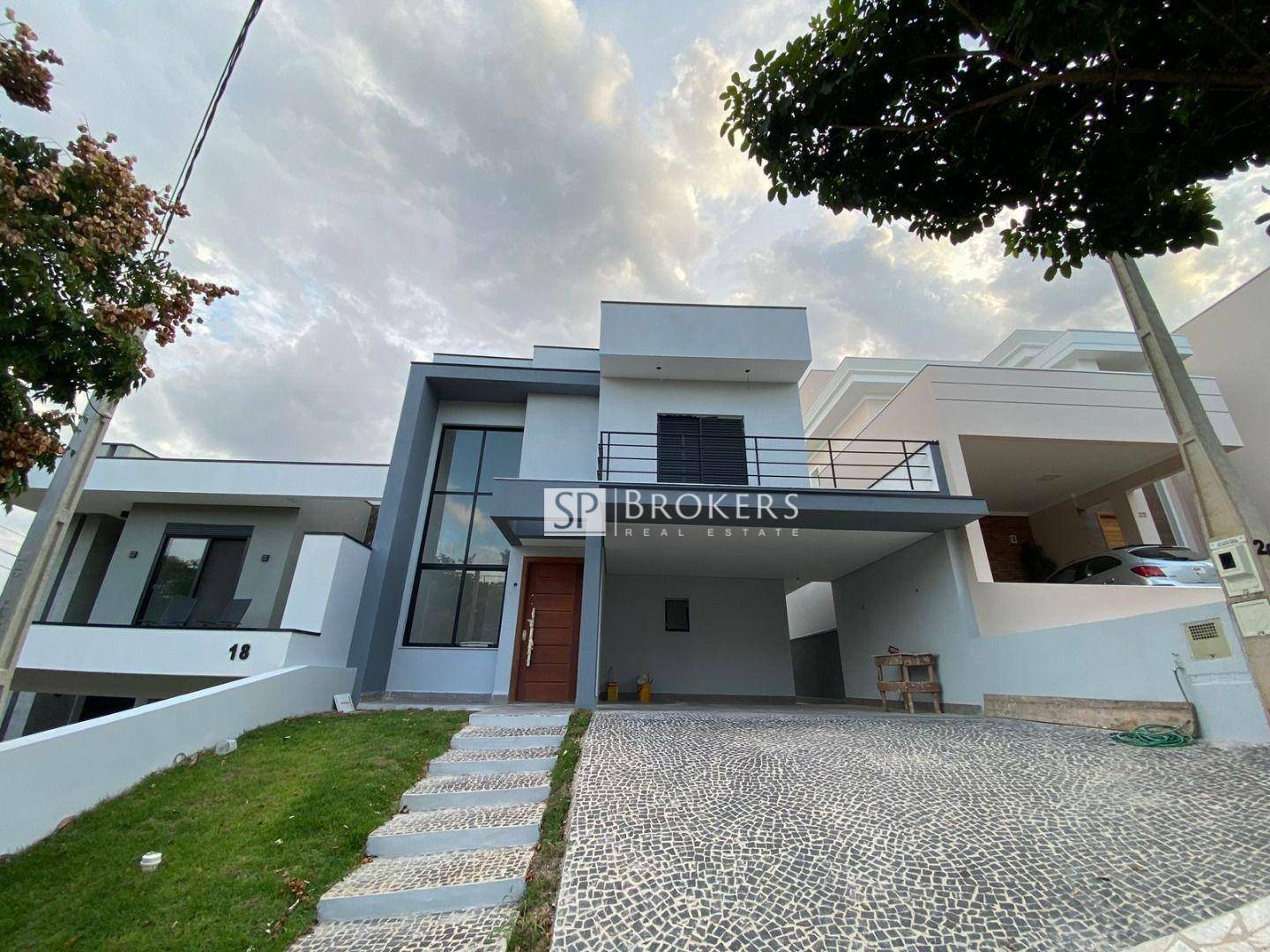 Casa de Condomínio à venda com 3 quartos, 215m² - Foto 1