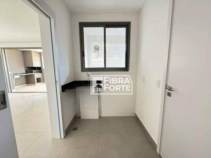 Apartamento à venda com 3 quartos, 125m² - Foto 8