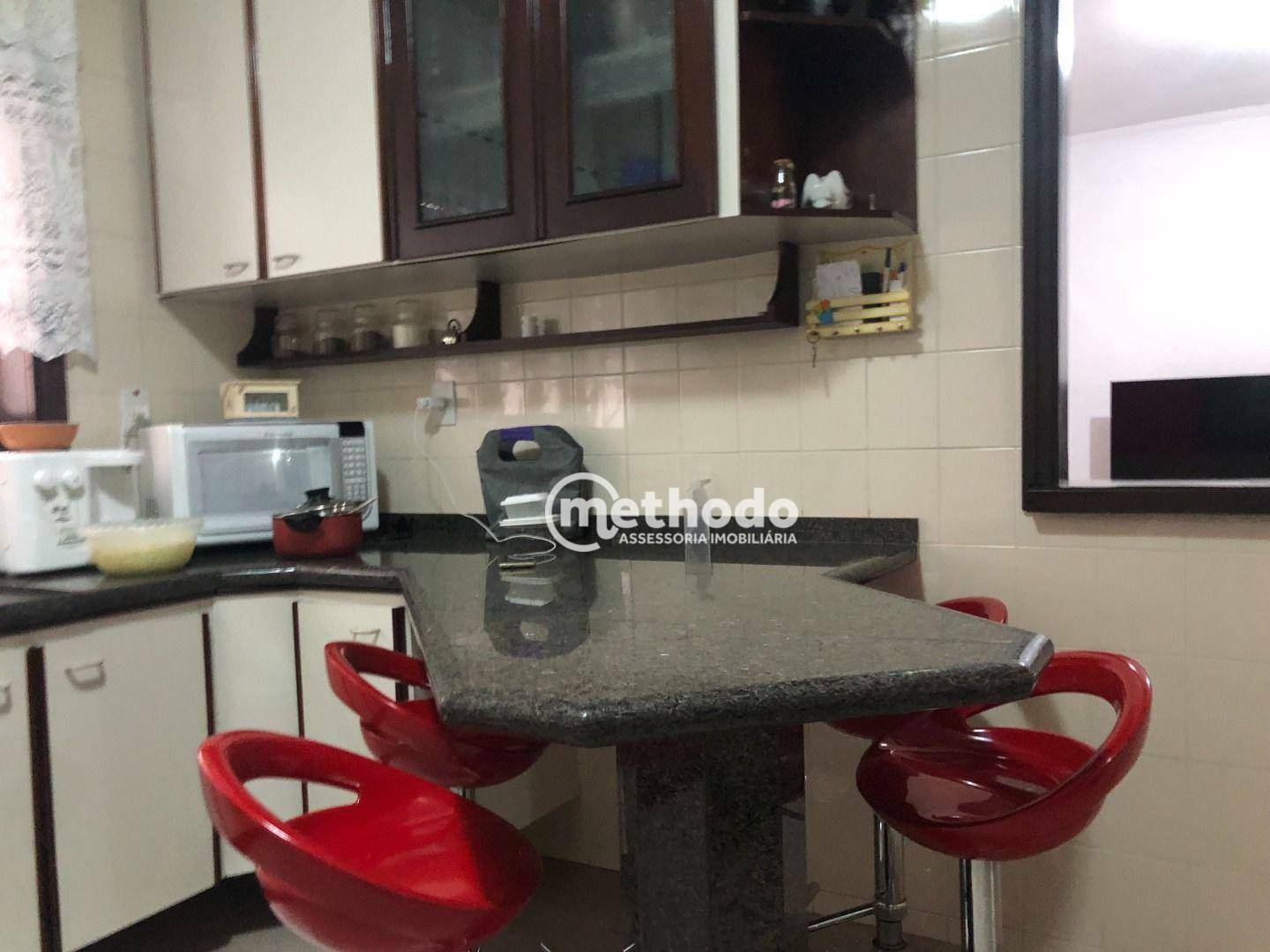 Casa à venda com 3 quartos, 259m² - Foto 10