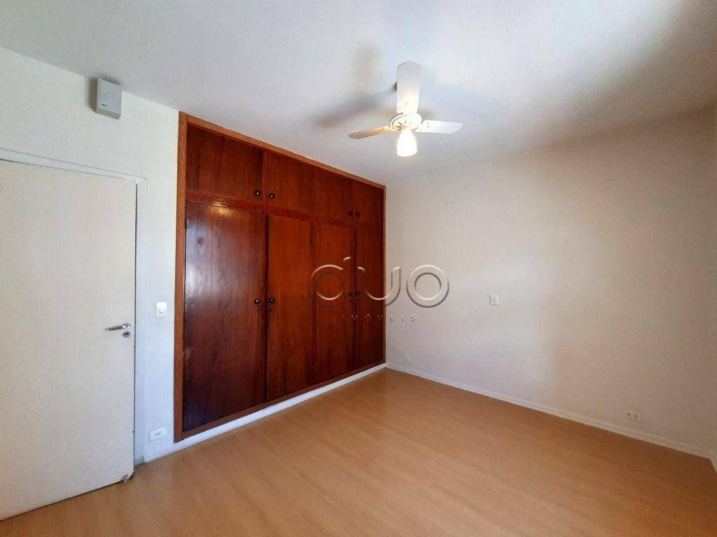 Casa para alugar com 3 quartos, 224m² - Foto 36