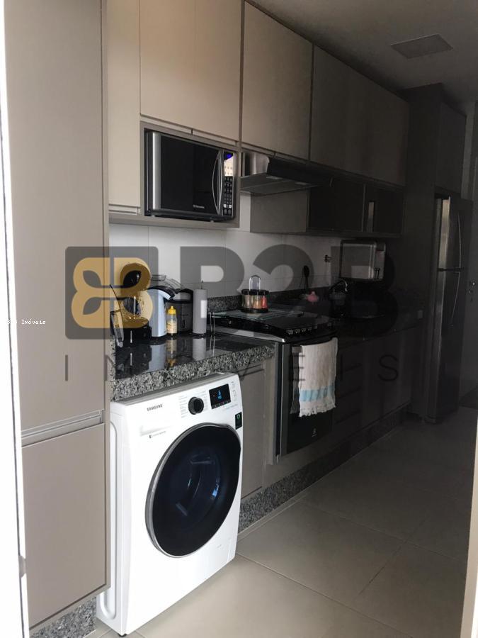 Apartamento à venda com 3 quartos, 81m² - Foto 10