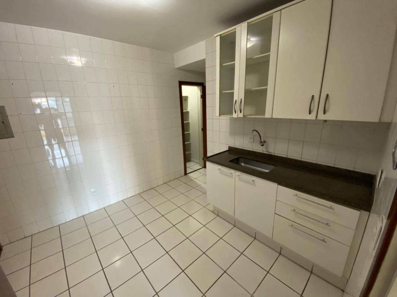 Apartamento à venda com 3 quartos, 117m² - Foto 10