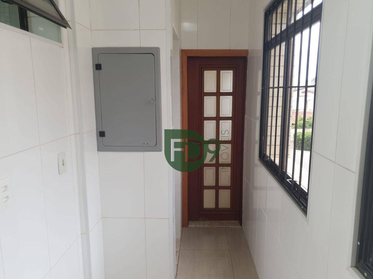 Apartamento à venda com 4 quartos, 150m² - Foto 7