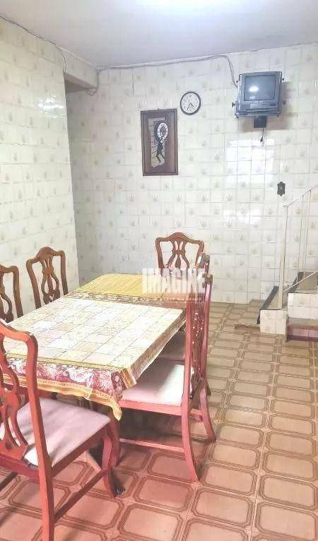 Casa à venda com 4 quartos, 195m² - Foto 18