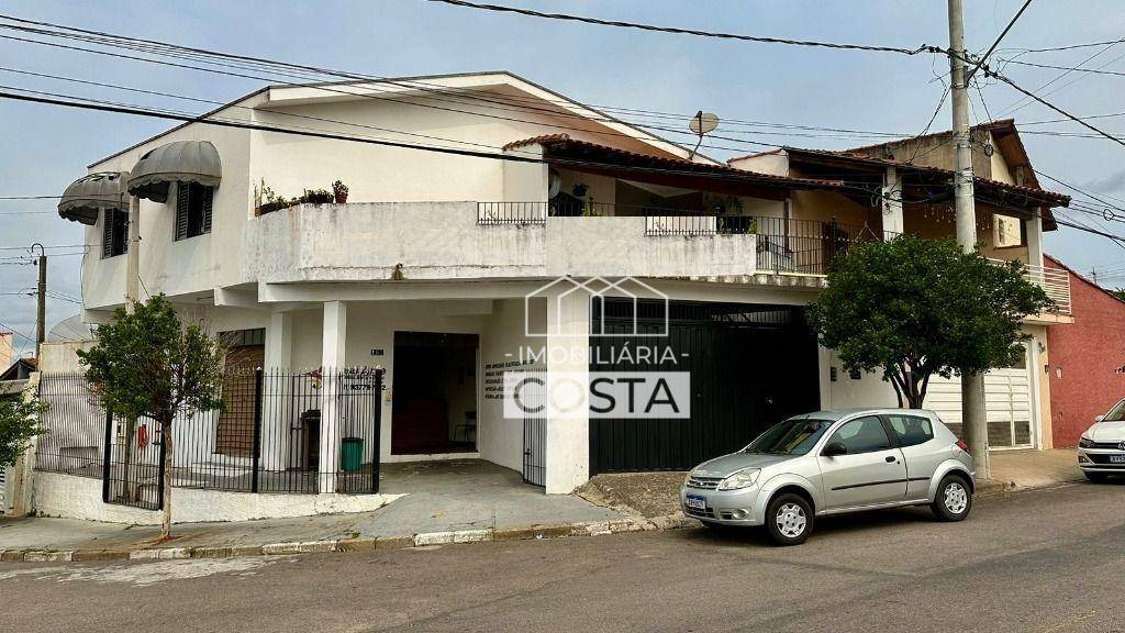 Casa, 5 quartos, 180 m² - Foto 2