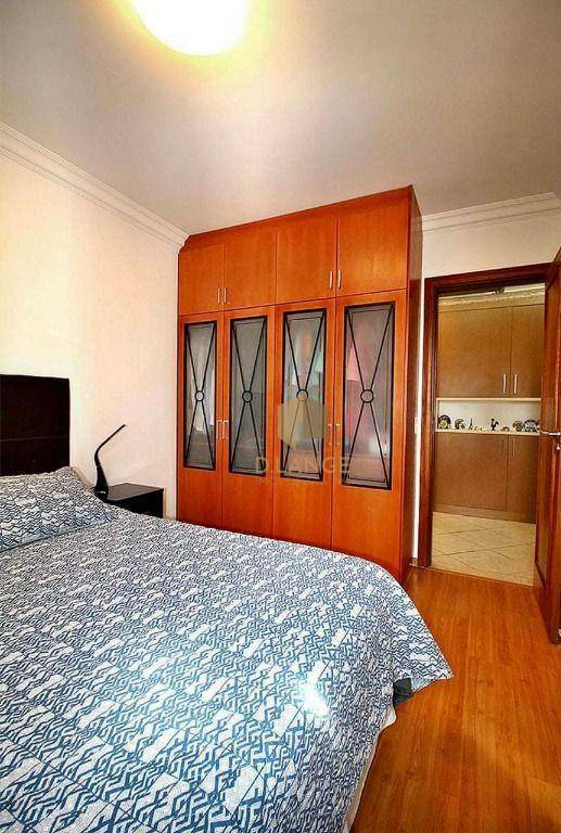 Apartamento à venda com 4 quartos, 141m² - Foto 32