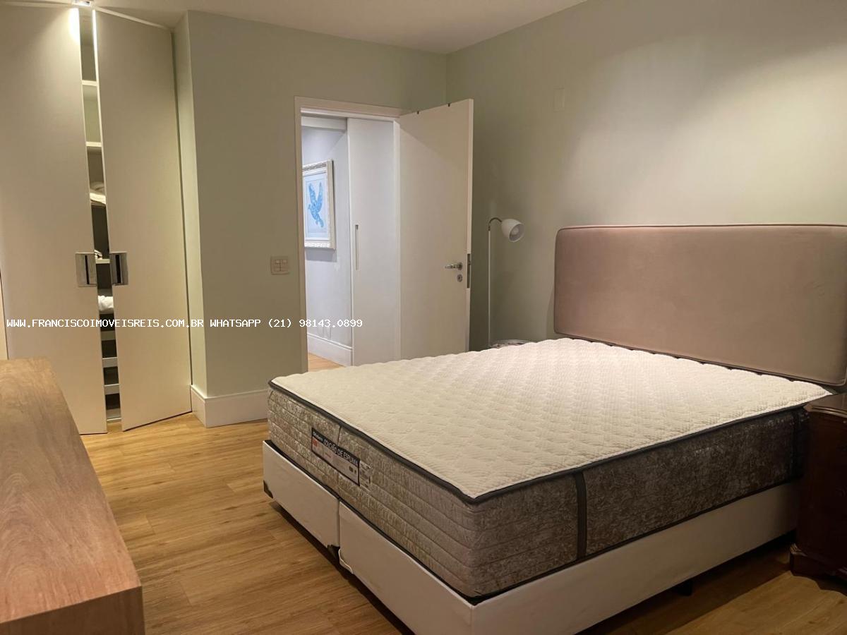 Apartamento à venda com 3 quartos, 210m² - Foto 22