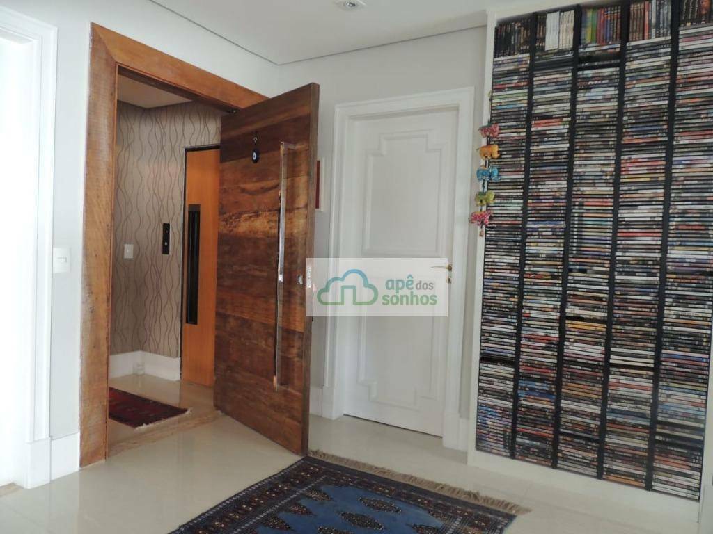 Apartamento à venda com 3 quartos, 240m² - Foto 14