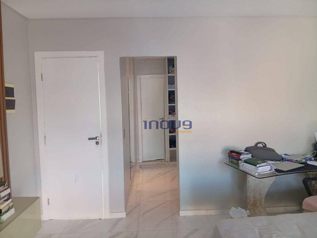 Casa de Condomínio à venda com 4 quartos, 280m² - Foto 15
