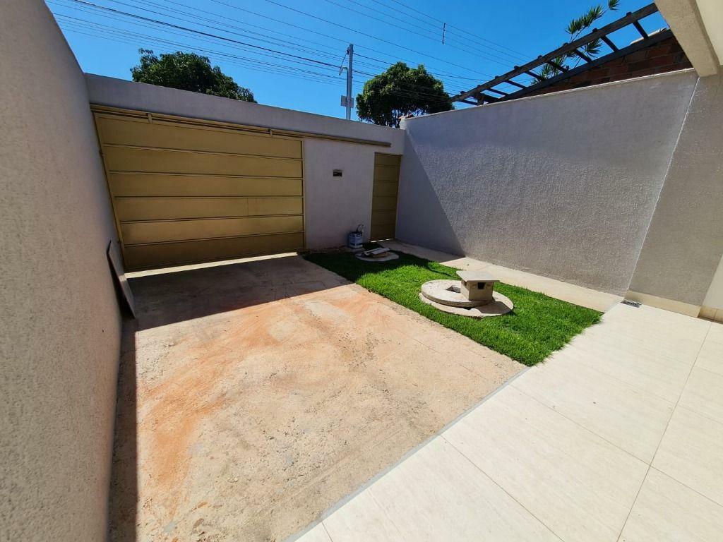 Casa à venda com 3 quartos, 122m² - Foto 3