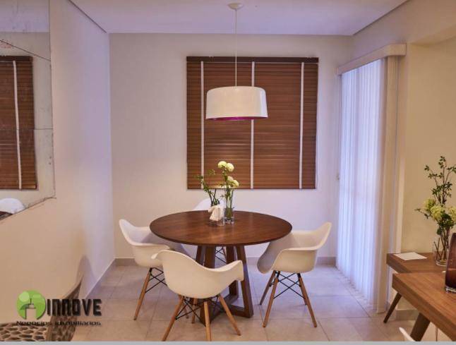 Apartamento à venda com 2 quartos, 80m² - Foto 2