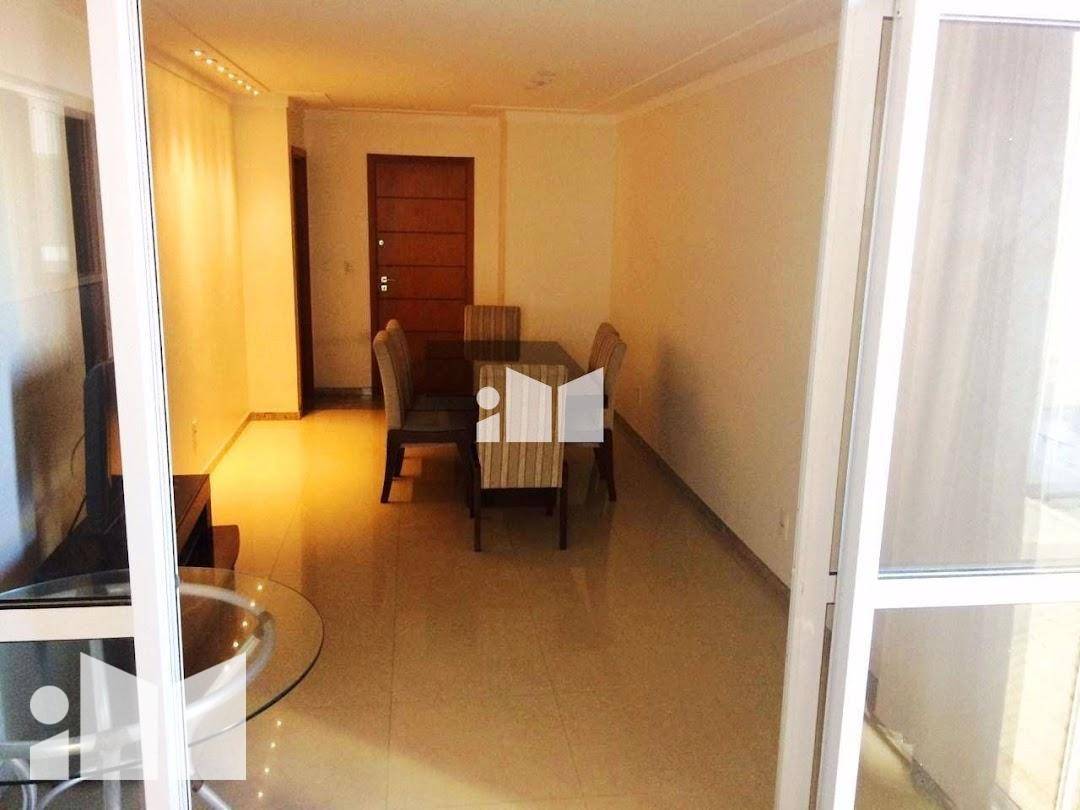 Apartamento à venda com 4 quartos, 150m² - Foto 12