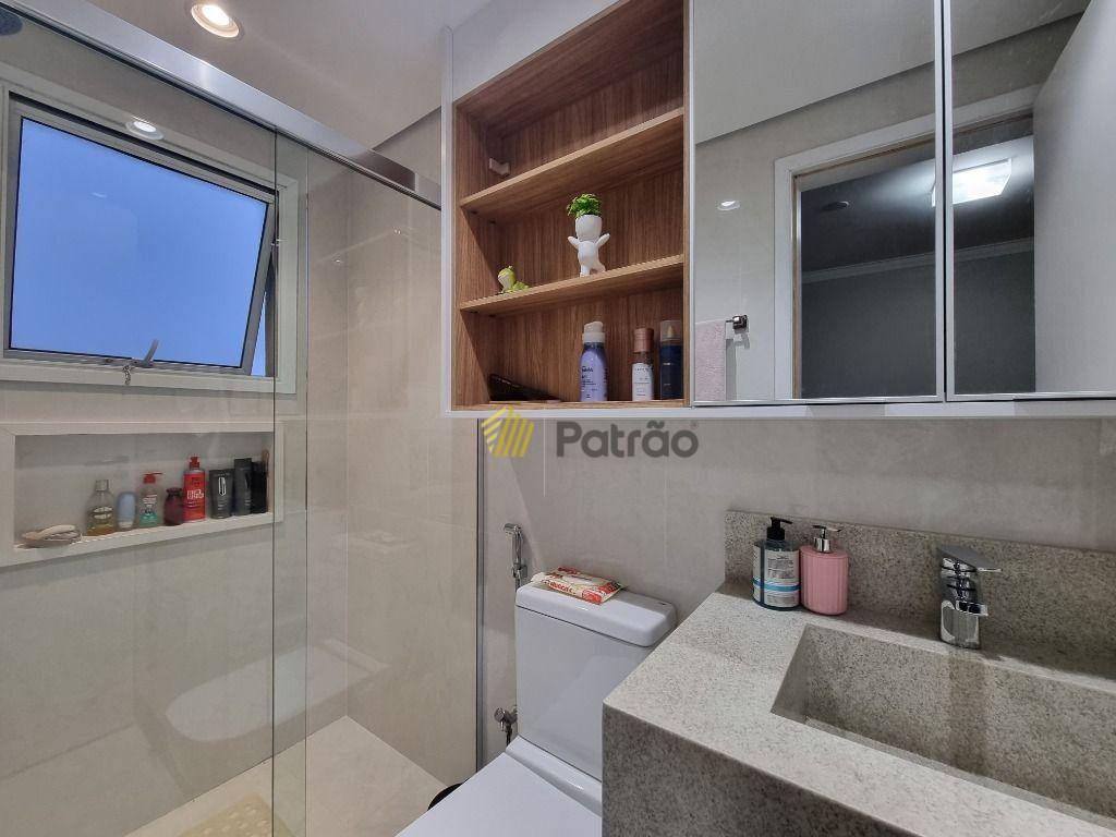 Apartamento à venda com 3 quartos, 158m² - Foto 22