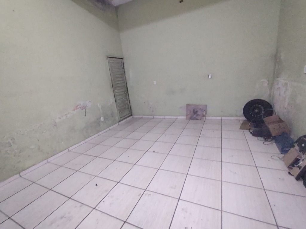 Sobrado à venda com 2 quartos, 340m² - Foto 17