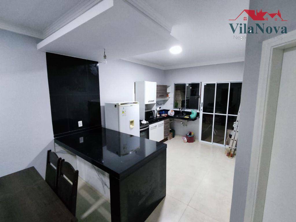 Casa à venda com 2 quartos, 110m² - Foto 5