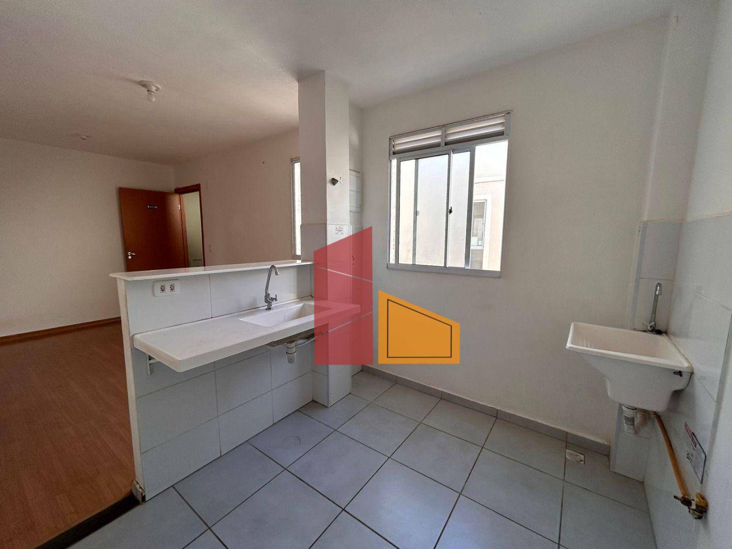 Apartamento à venda com 2 quartos, 44m² - Foto 5