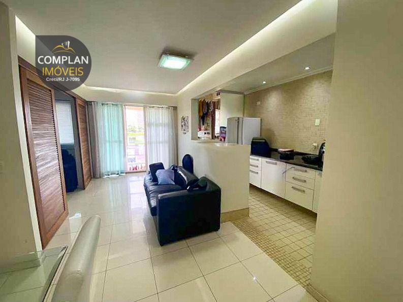 Apartamento à venda com 2 quartos, 69m² - Foto 2