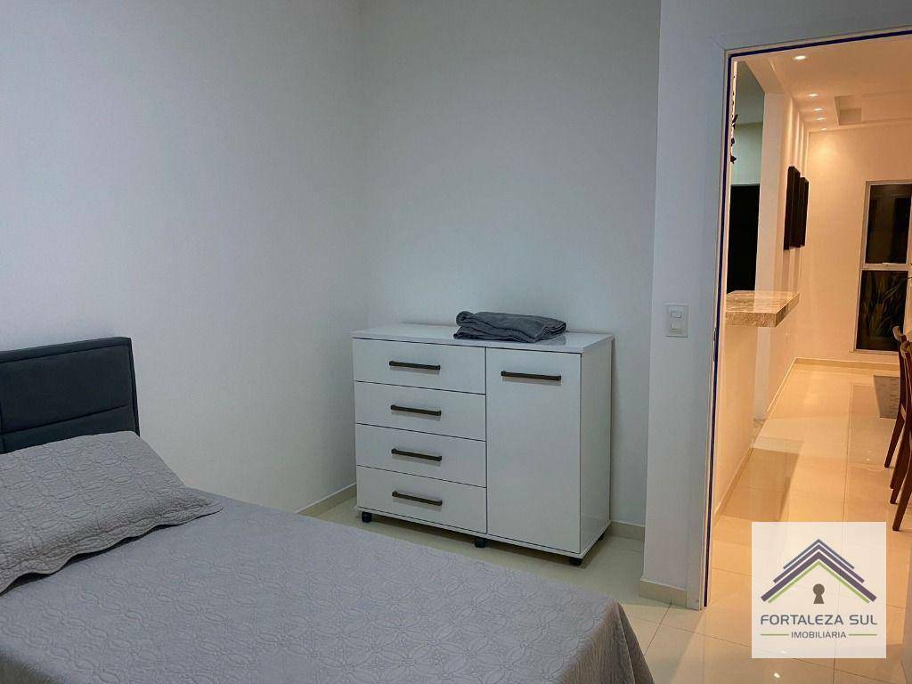 Casa à venda com 3 quartos, 105m² - Foto 12