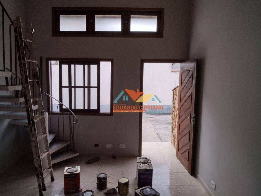 Casa à venda e aluguel com 1 quarto, 61m² - Foto 4