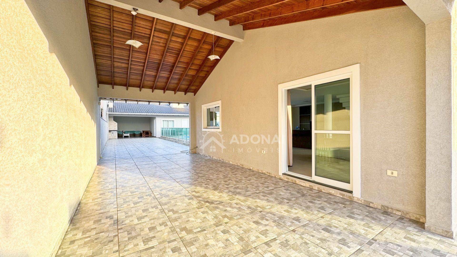 Casa à venda com 4 quartos, 226m² - Foto 8