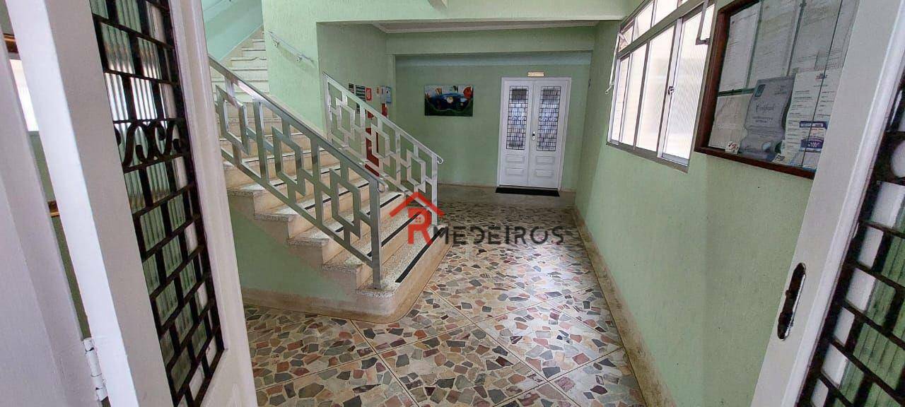 Apartamento à venda com 2 quartos, 61m² - Foto 17