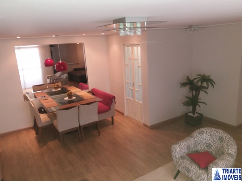 Apartamento à venda com 3 quartos, 74m² - Foto 3