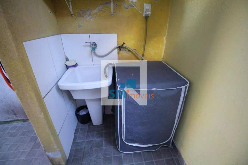 Casa à venda com 2 quartos, 200m² - Foto 31