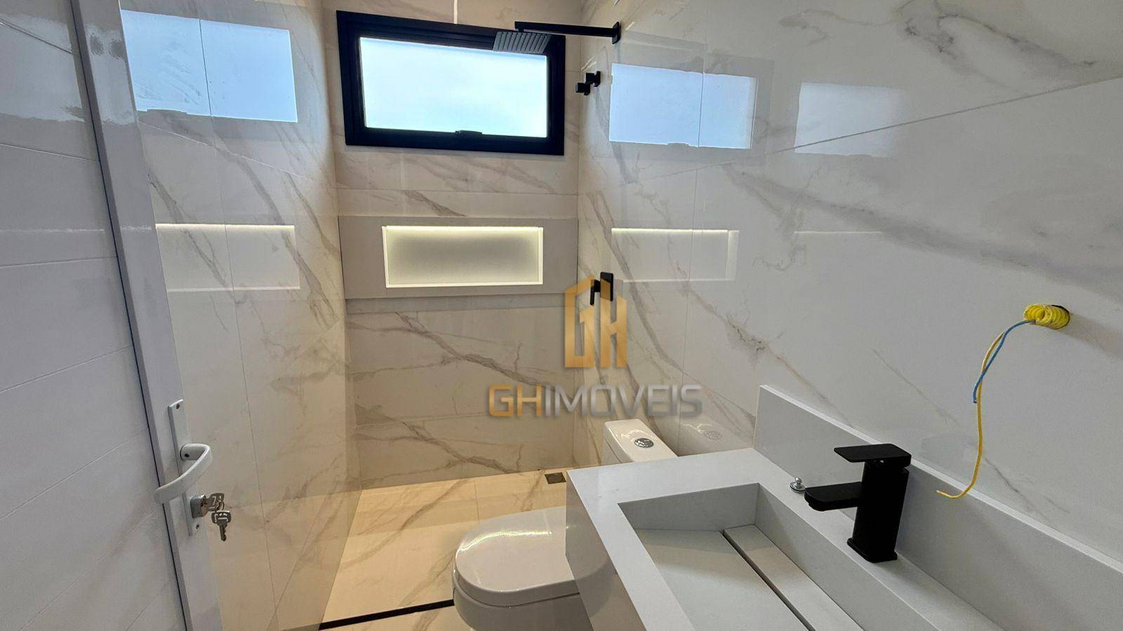 Casa de Condomínio à venda com 4 quartos, 239m² - Foto 75