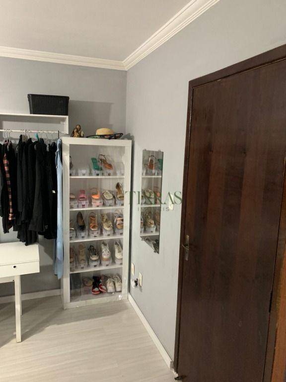 Casa de Condomínio à venda com 3 quartos, 330m² - Foto 21