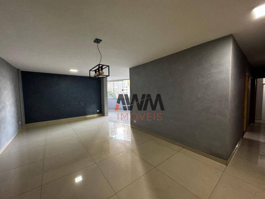 Apartamento à venda com 4 quartos, 140m² - Foto 7