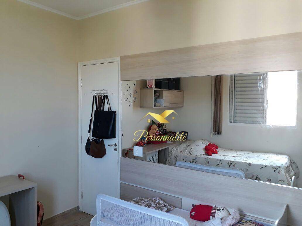 Apartamento à venda com 3 quartos, 66m² - Foto 4