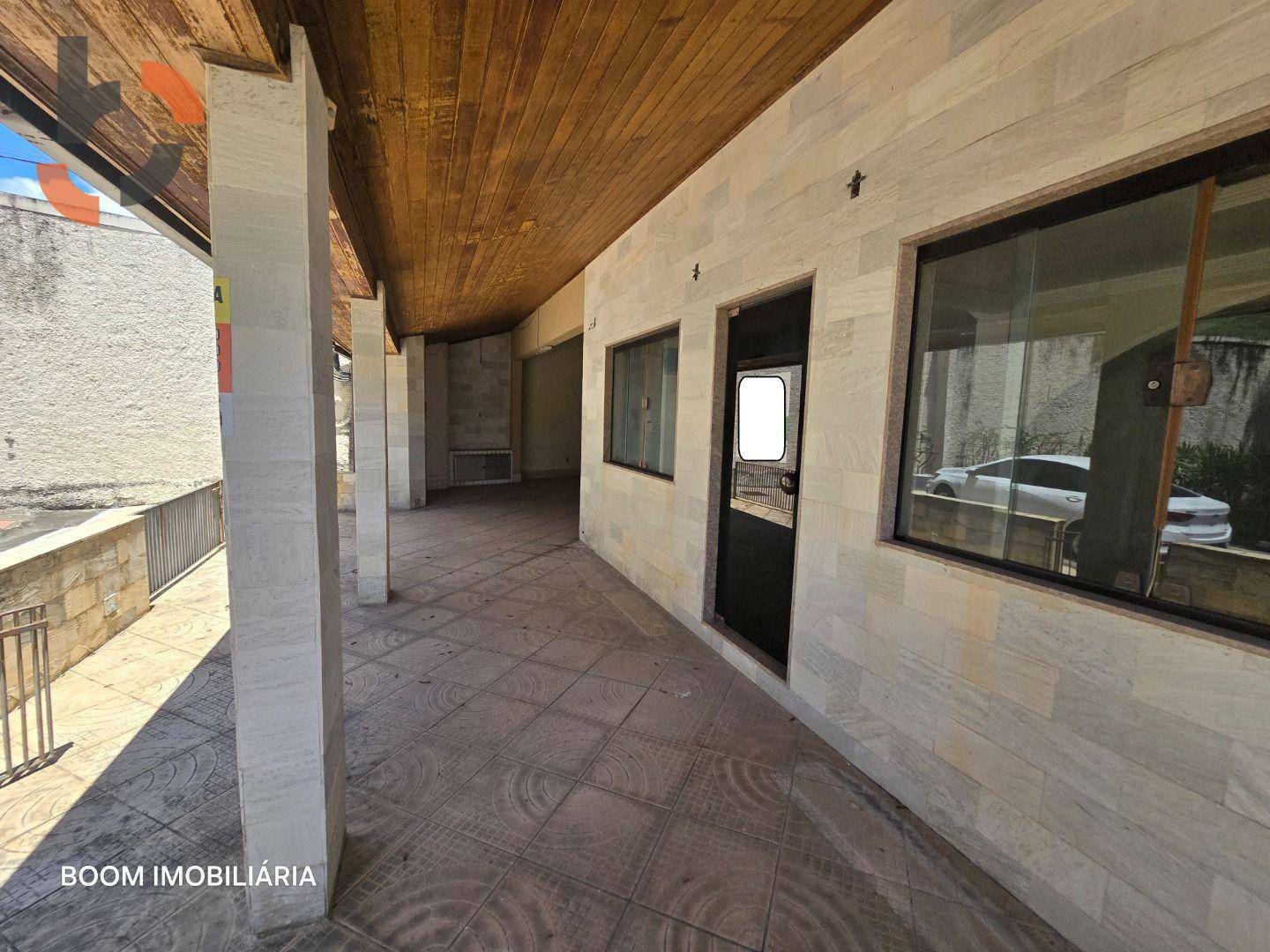 Casa de Condomínio à venda com 6 quartos, 300m² - Foto 60